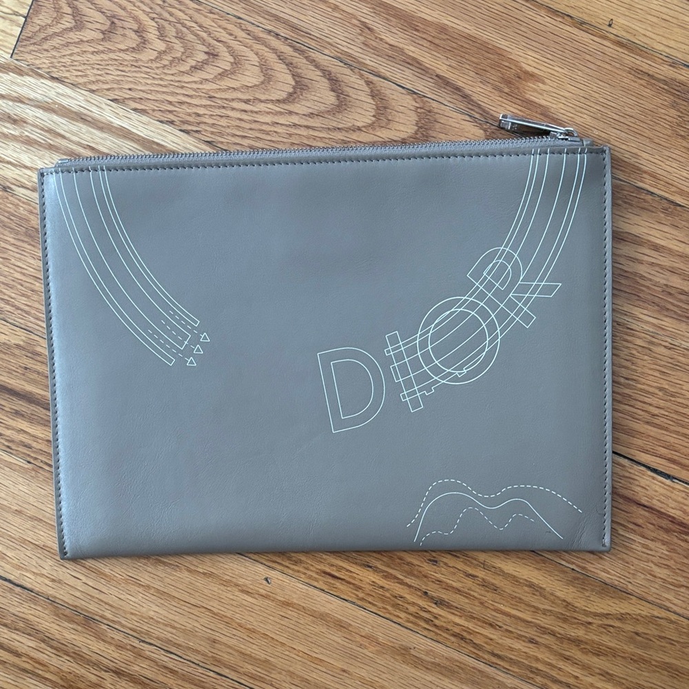Dior Men's Gray Toiletry Bag